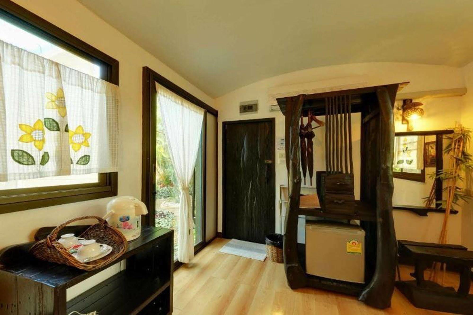 Chart Trip Resort Nakhonratchasima Eksteriør billede